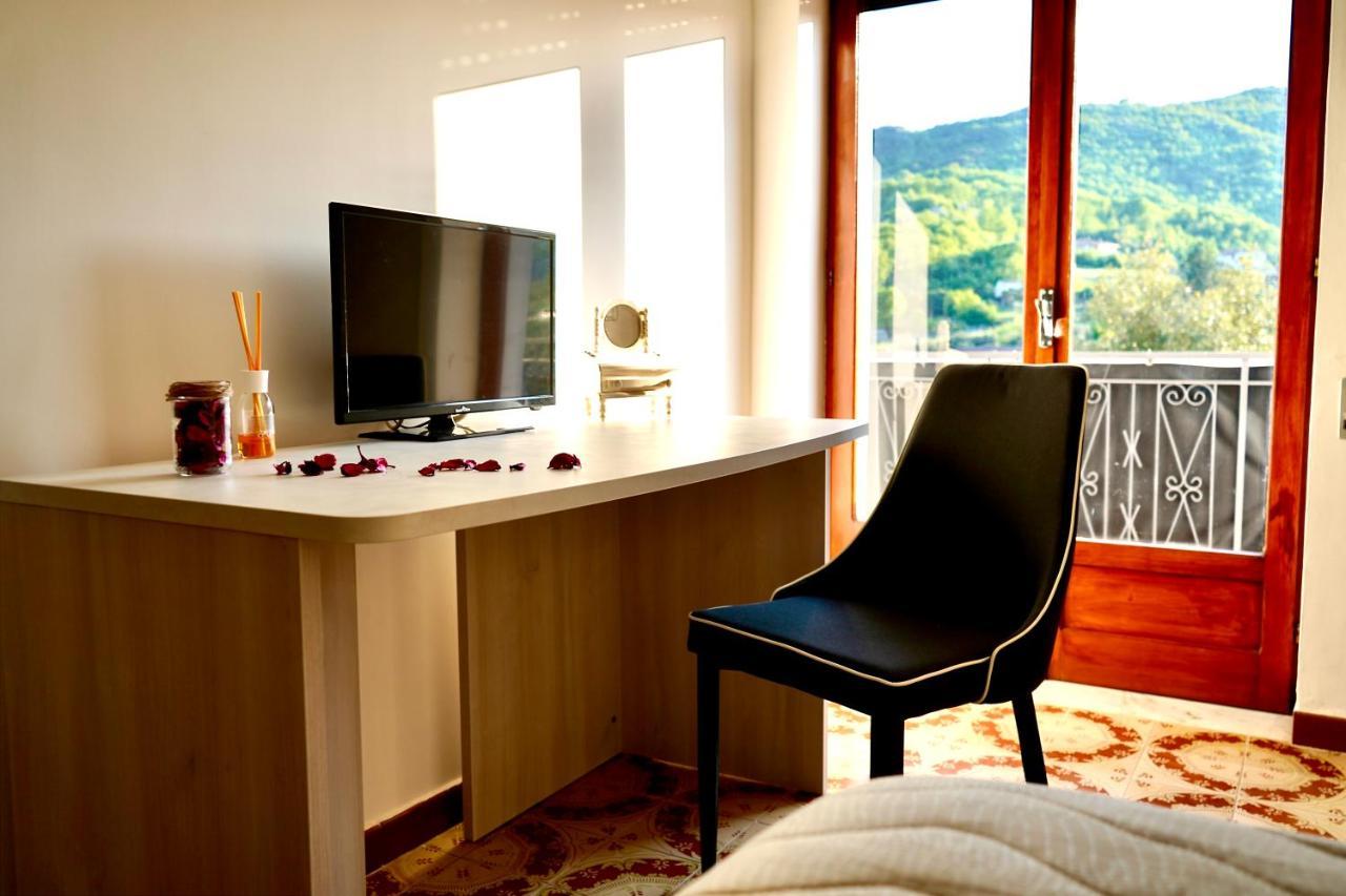 Bed and Breakfast Atomos Alvignano Exterior foto